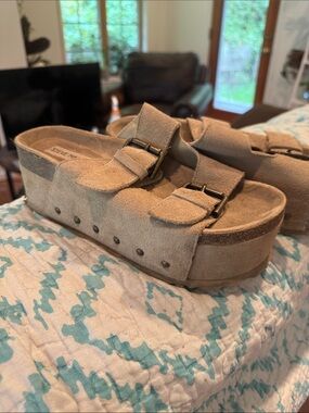 Steve Madden Suede Double-Buckle Platform Slide Sandals - Taupe